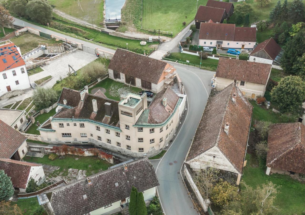 Zweitwohnsitz Bed & Breakfast Drosendorf Bagian luar foto